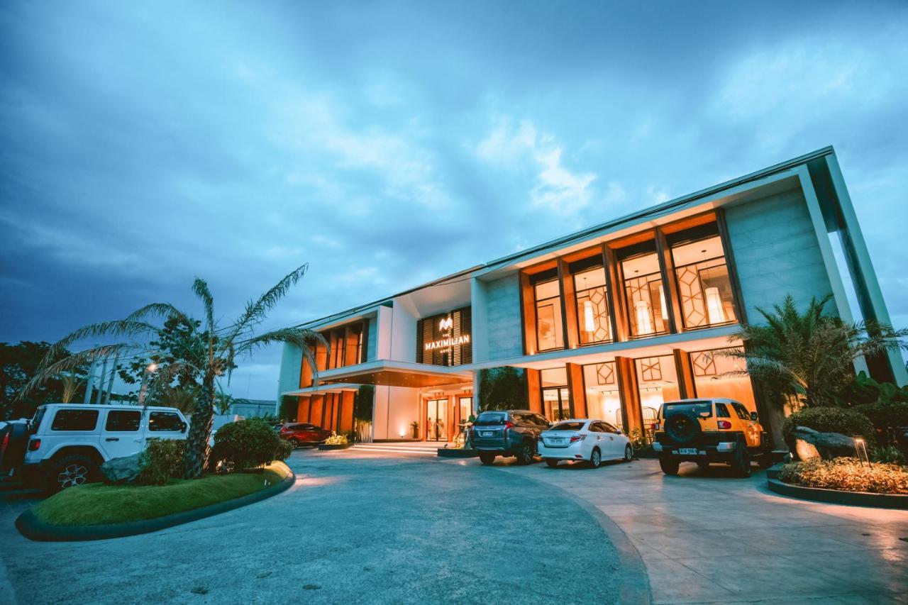 The Maximilian Hotel Cauayan City  Exterior foto